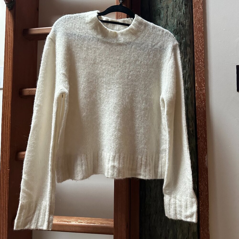 Everlane Alpaca Merino Blend Sweater